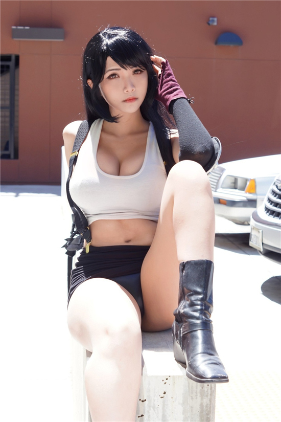 蒂法·洛克哈特-《最终幻想动画》_CosPlay图片