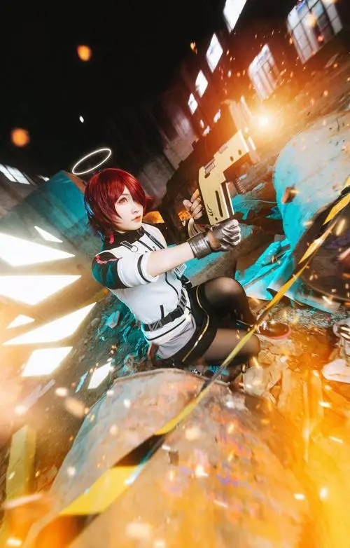 能天使-《明日方舟：黎明前奏》_CosPlay图片