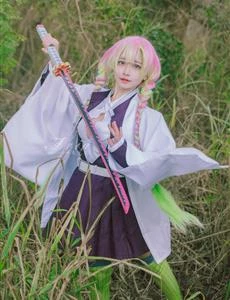 甘露寺蜜璃CosPlay图片